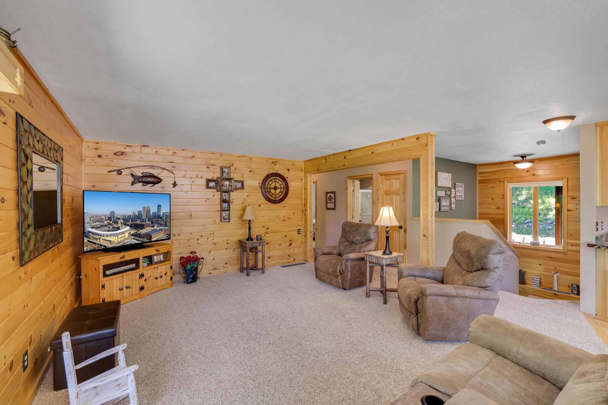 216 E Summit Ave.