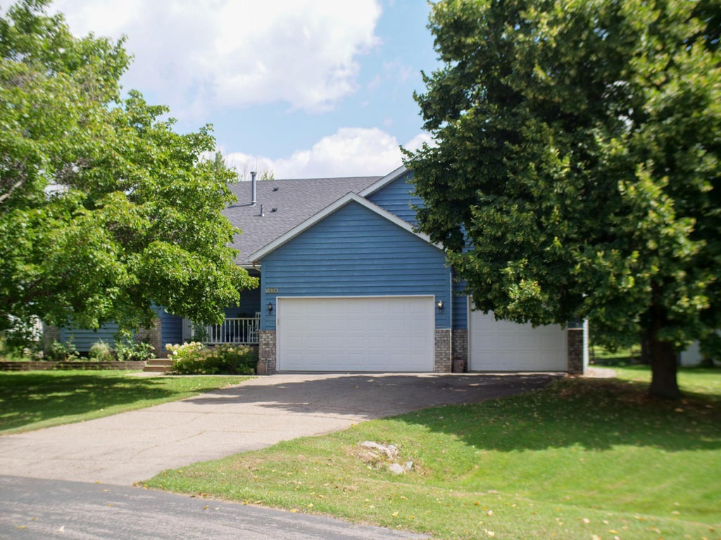 Photo of 1656 Mark Court, Shakopee, MN 55379 (MLS # 7135444)