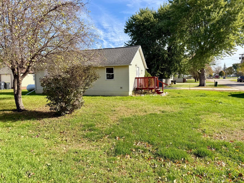 Photo of 214 North Street E, Vesta, MN 56292 (MLS # 7163243)