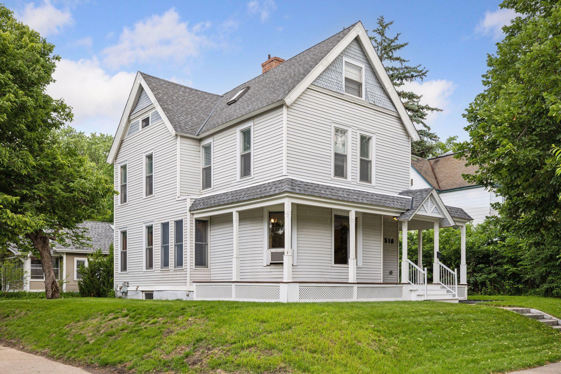 518 W 32nd Street