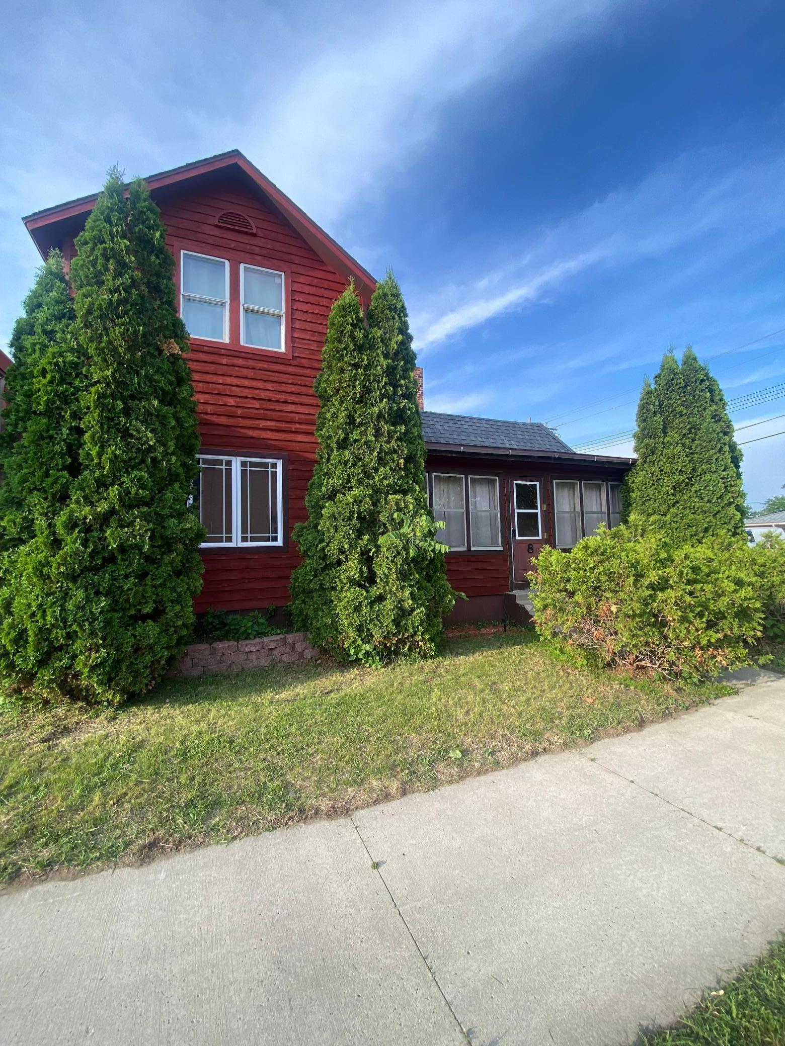 8 Dayton Avenue SE