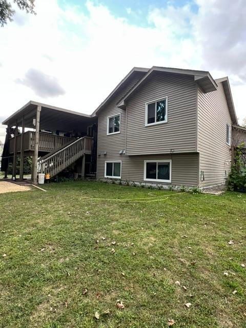 Photo of 715 California Avenue E, Saint Paul, MN 55106 (MLS # 7137349)