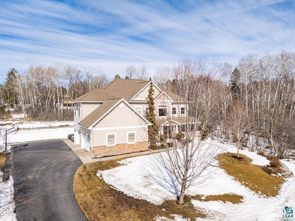 Duluth, Minnesota, 55803, United States, 6 Bedrooms Bedrooms, ,5 BathroomsBathrooms,Residential,Active,2026336