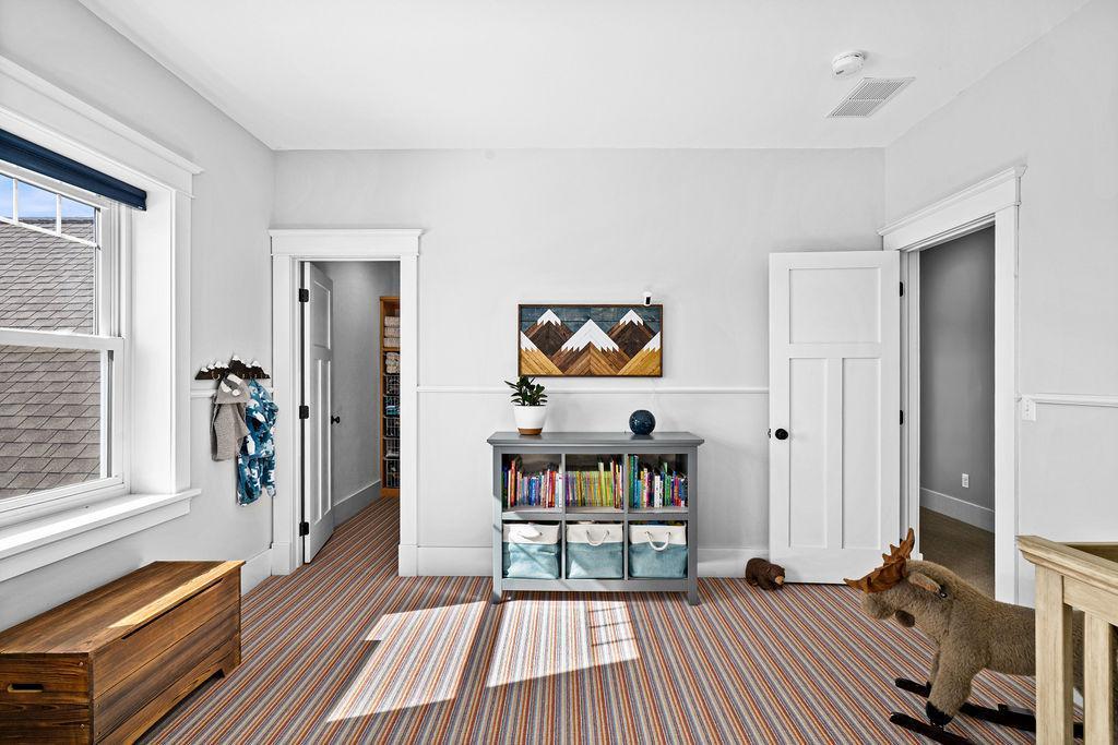 Duluth, Minnesota, 55803, United States, 6 Bedrooms Bedrooms, ,5 BathroomsBathrooms,Residential,Active,2026336