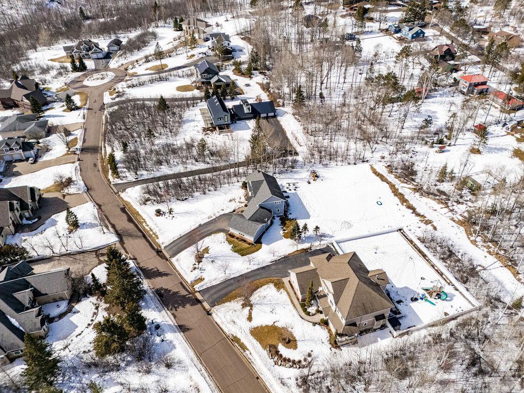 Duluth, Minnesota, 55803, United States, 6 Bedrooms Bedrooms, ,5 BathroomsBathrooms,Residential,Active,2026336