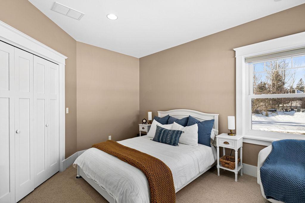 Duluth, Minnesota, 55803, United States, 6 Bedrooms Bedrooms, ,5 BathroomsBathrooms,Residential,Active,2026336