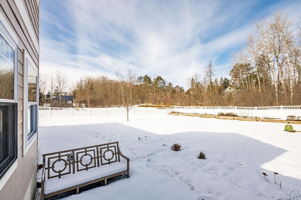 Duluth, Minnesota, 55803, United States, 6 Bedrooms Bedrooms, ,5 BathroomsBathrooms,Residential,Active,2026336