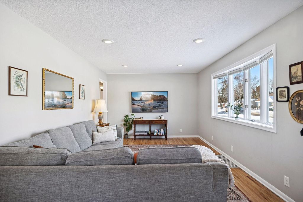 Photo of 3401 Aquila Avenue S, Saint Louis Park, MN 55426 (MLS # 7013373)