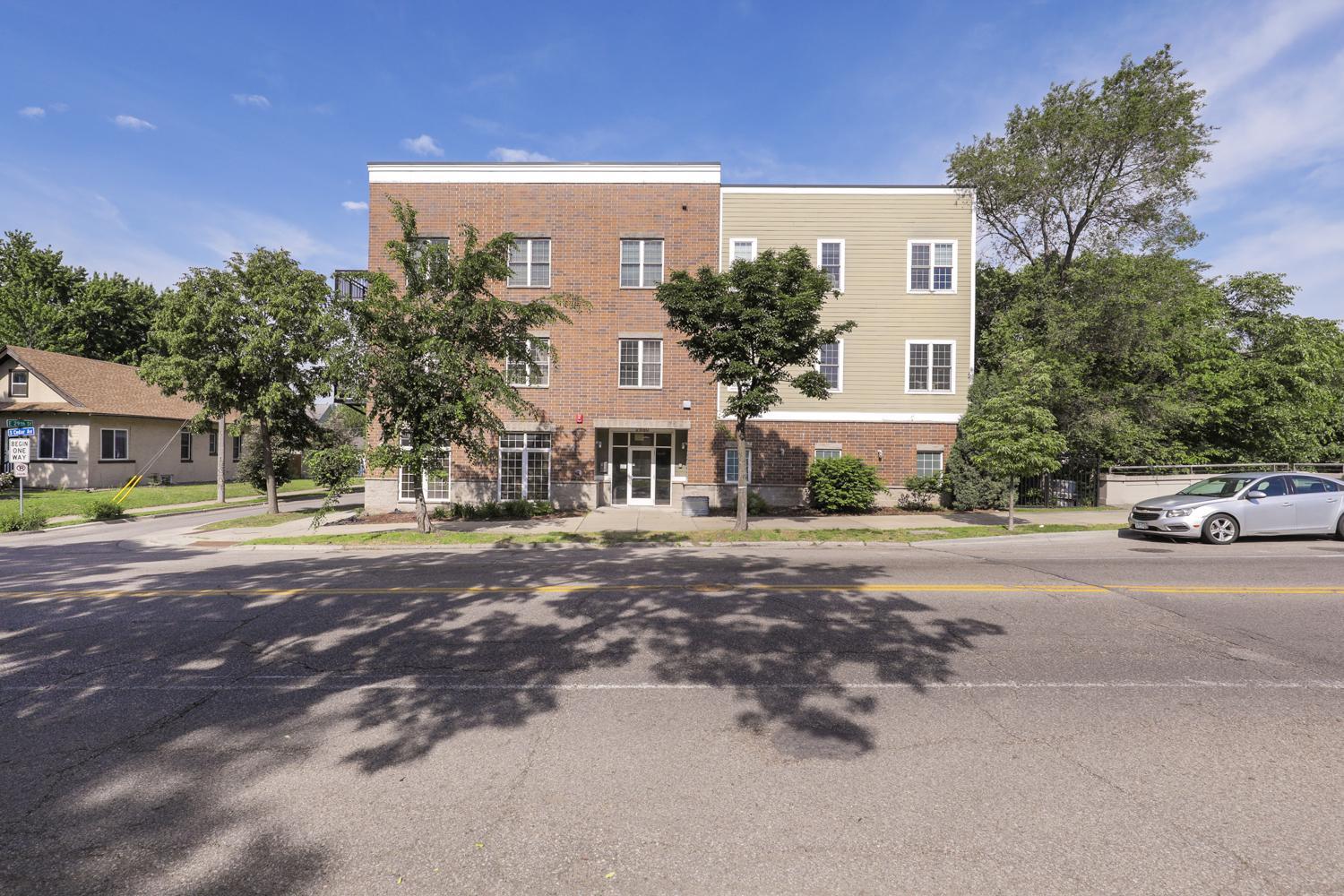 2850 Cedar Avenue S 101
