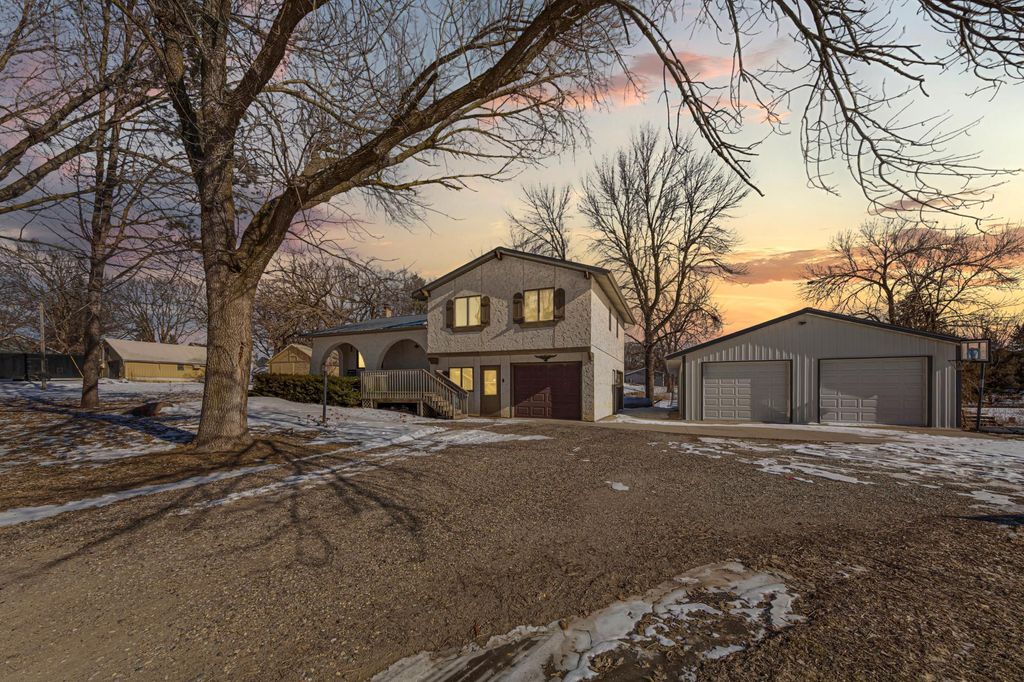 Photo of 51489 Southridge Lane, Waterville, MN 56096 (MLS # 7007986)