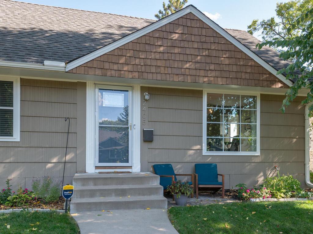 2405 Cavell Avenue S