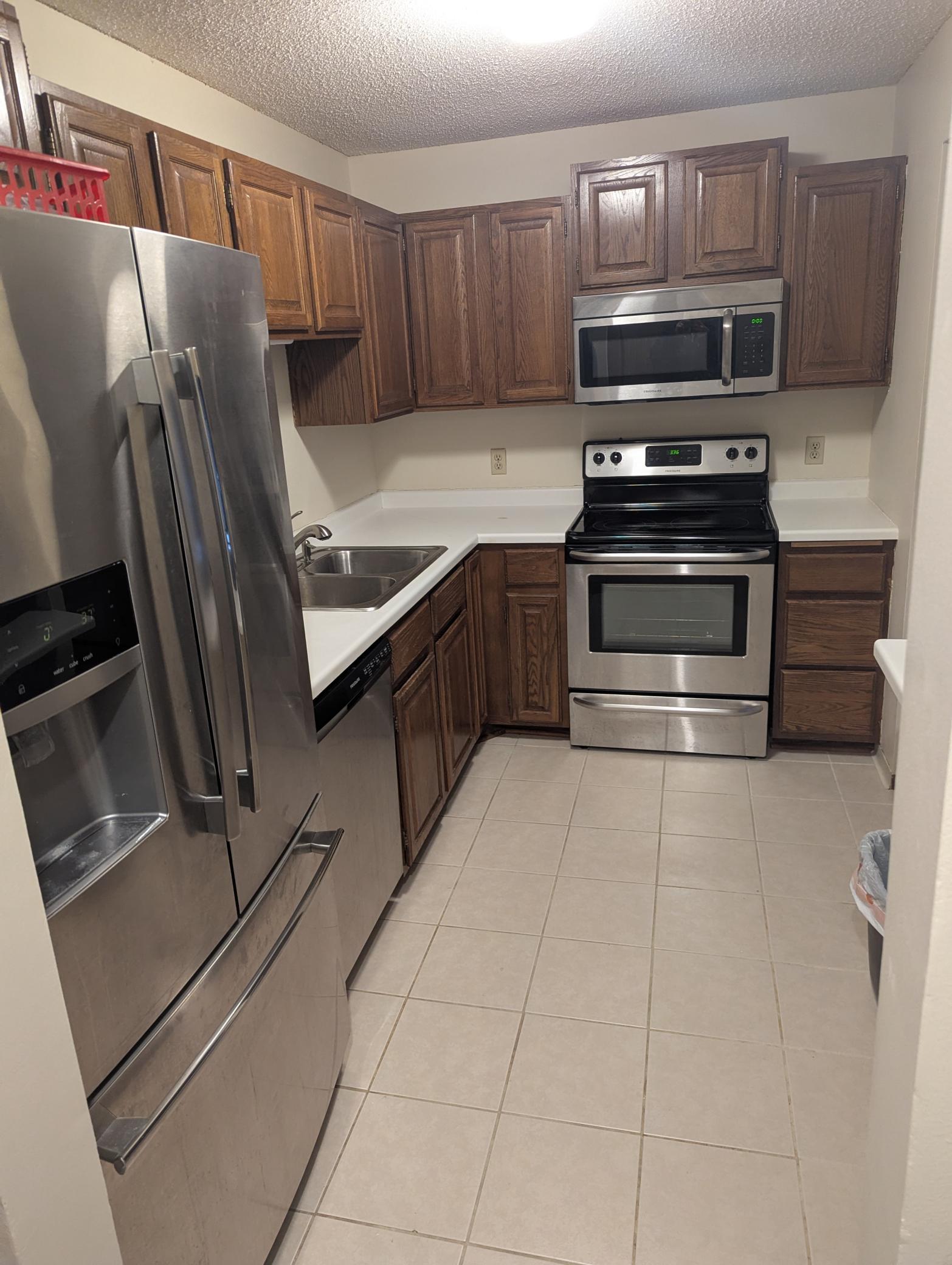 10451 Greenbrier Road 115