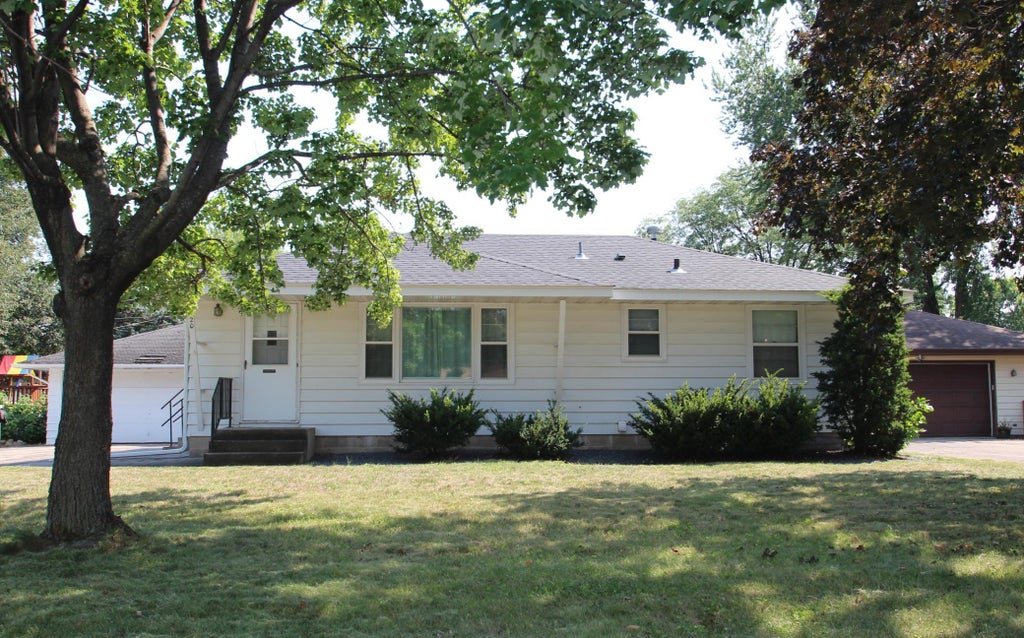 Photo of 3320 Lower 147th Street W, Rosemount, MN 55068 (MLS # 7120592)