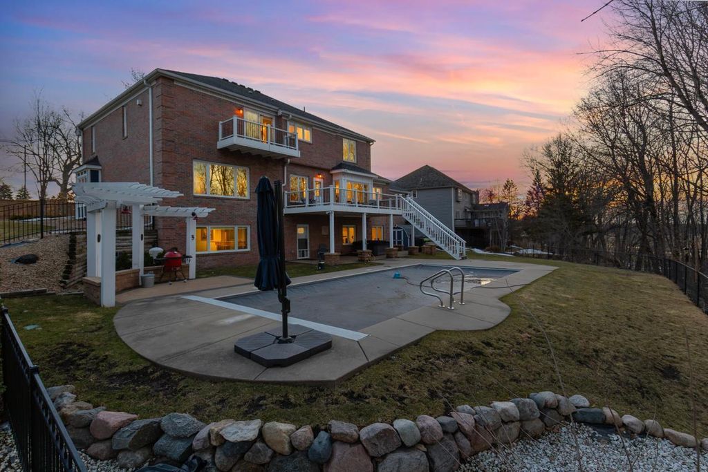 Photo of 10692 Mount Curve Road, Eden Prairie, MN 55347 (MLS # 7030854)