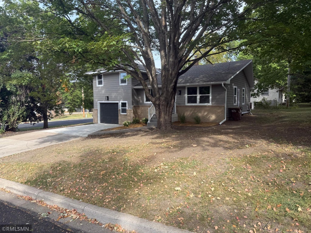 Photo of 200 6th Avenue S, Buffalo, MN 55313 (MLS # 7138087)