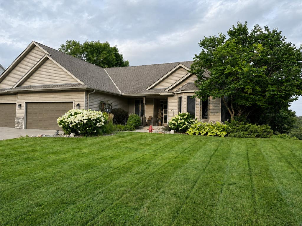 Photo of 553 Tuttle Drive, Hastings, MN 55033 (MLS # 7123894)