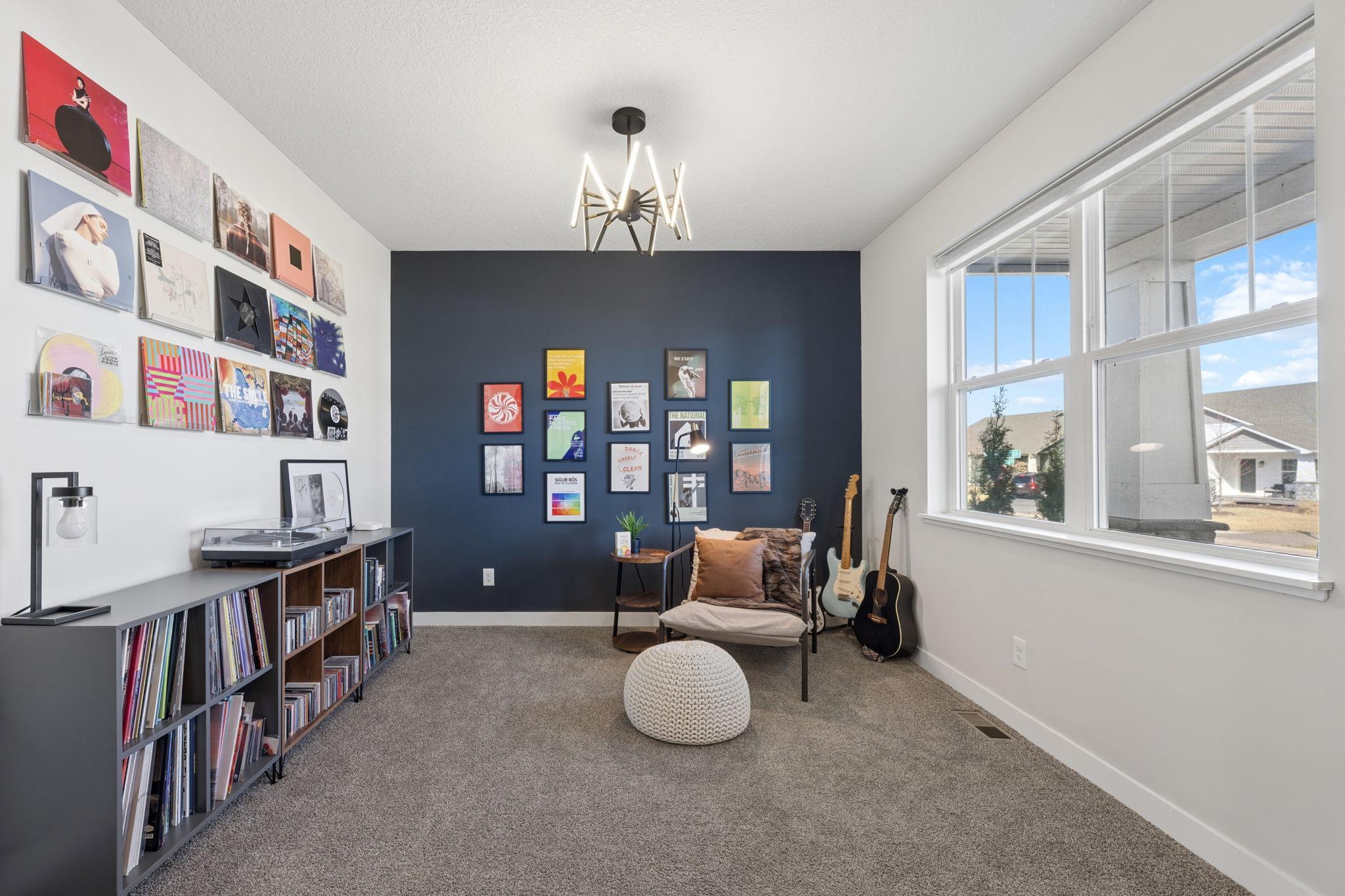 16094 Fairoaks Avenue N