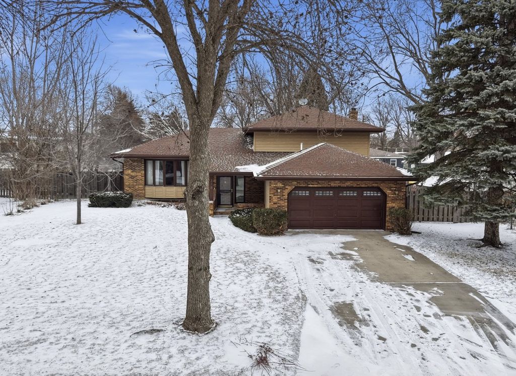 Photo of 318 Dale Avenue, Moorhead, MN 56560 (MLS # 7031318)