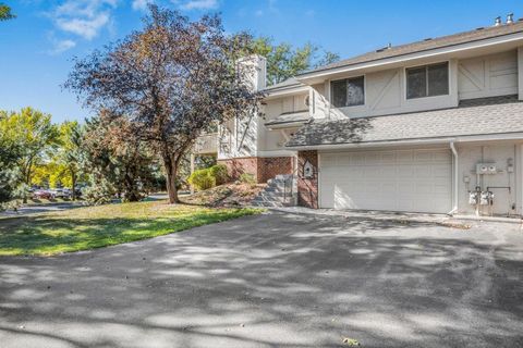 Photo of 13773 84th Place N, Maple Grove, MN 55369 (MLS # 6800168)