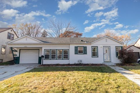 3259 Drew Avenue N Robbinsdale MN 55422