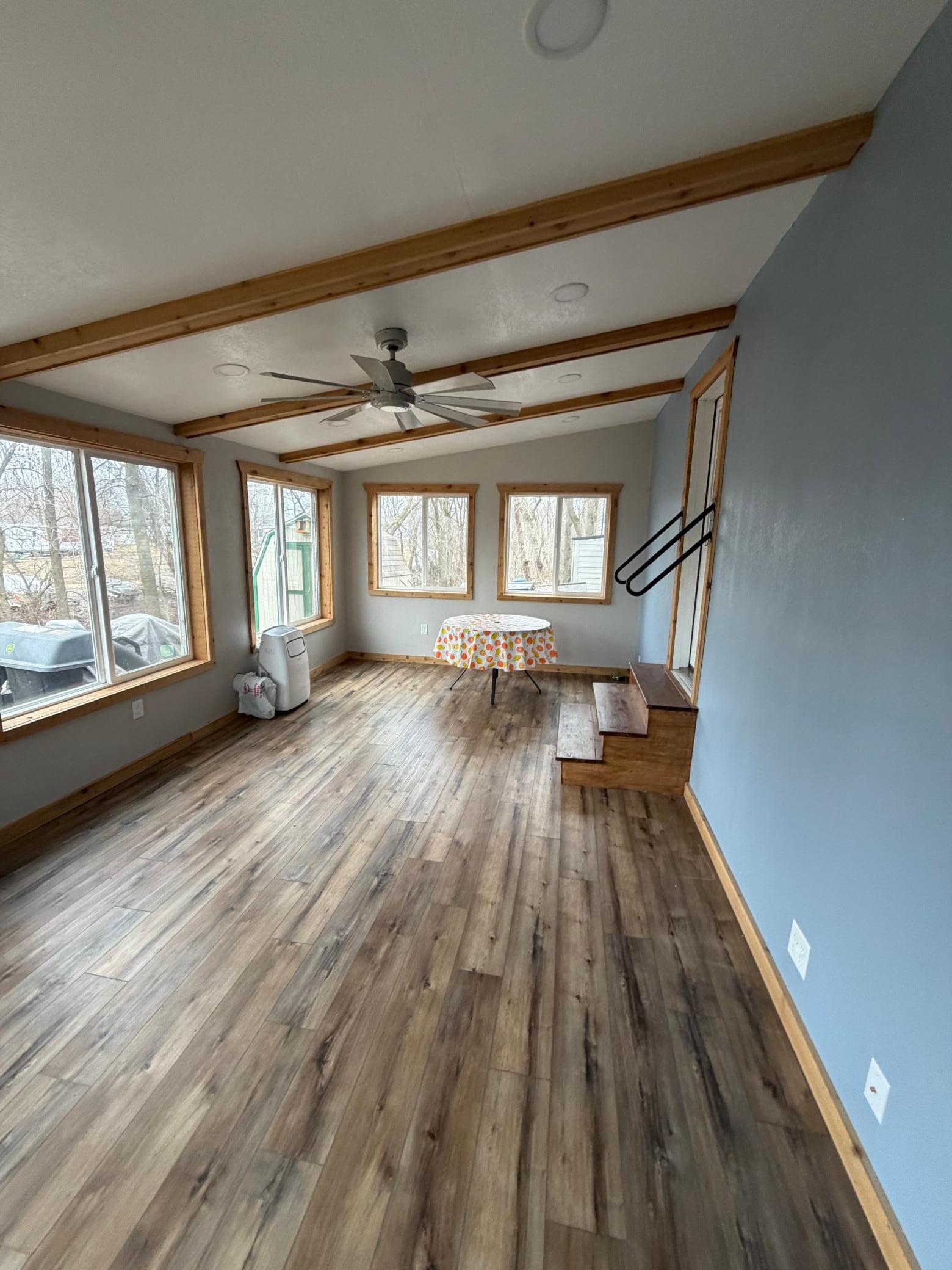 24102 Greenland Road D12