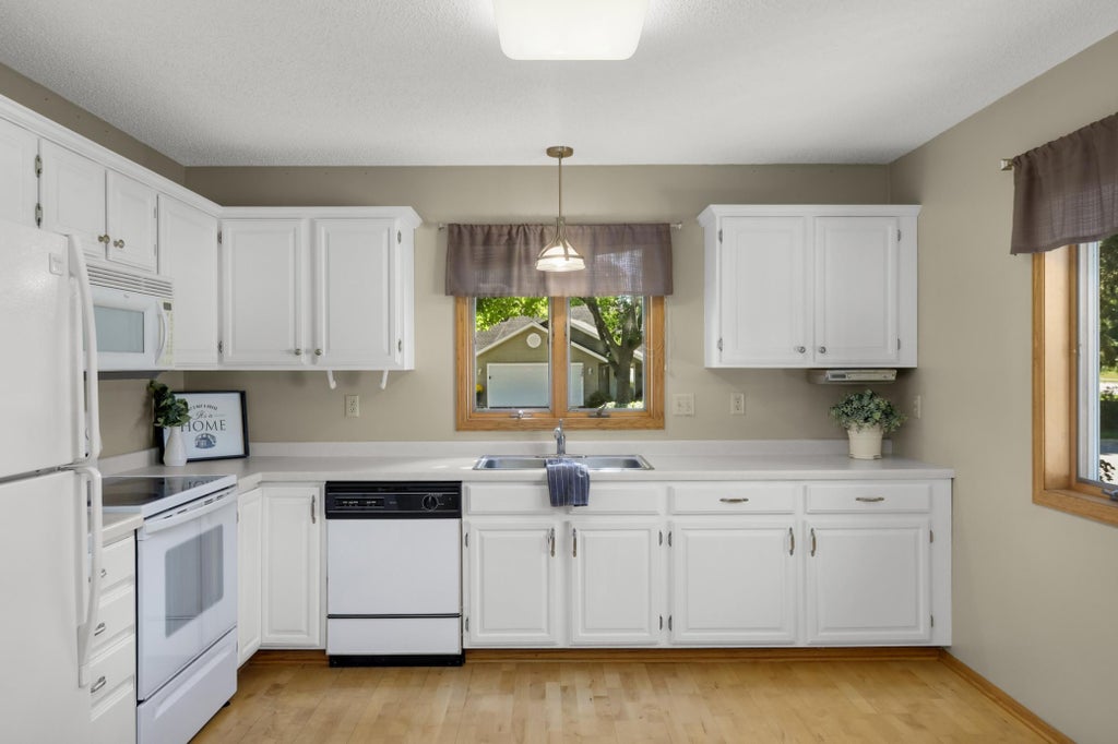 Photo of 3253 Riverwood Drive, Hastings, MN 55033 (MLS # 7144886)