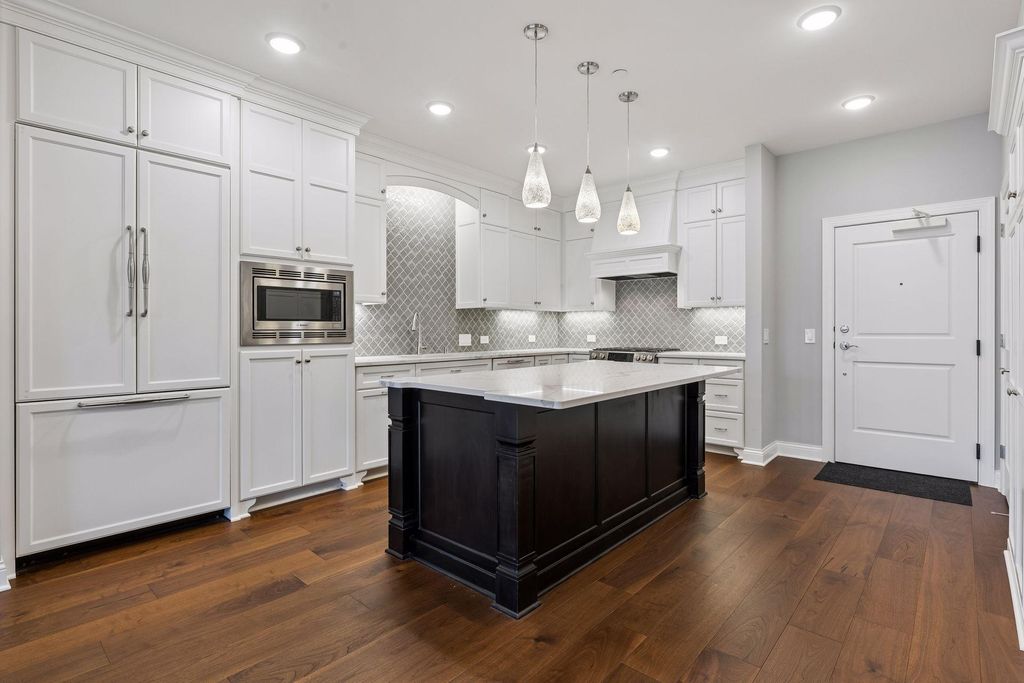 Photo of 15420 Oakcroft Place #223, Wayzata, MN 55391 (MLS # 7063727)