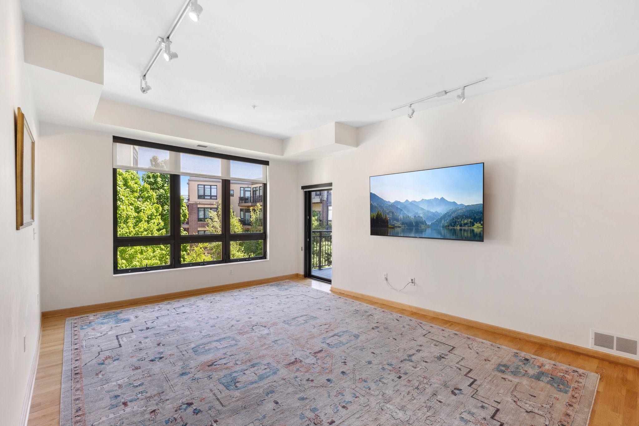 3709 Grand Way 315