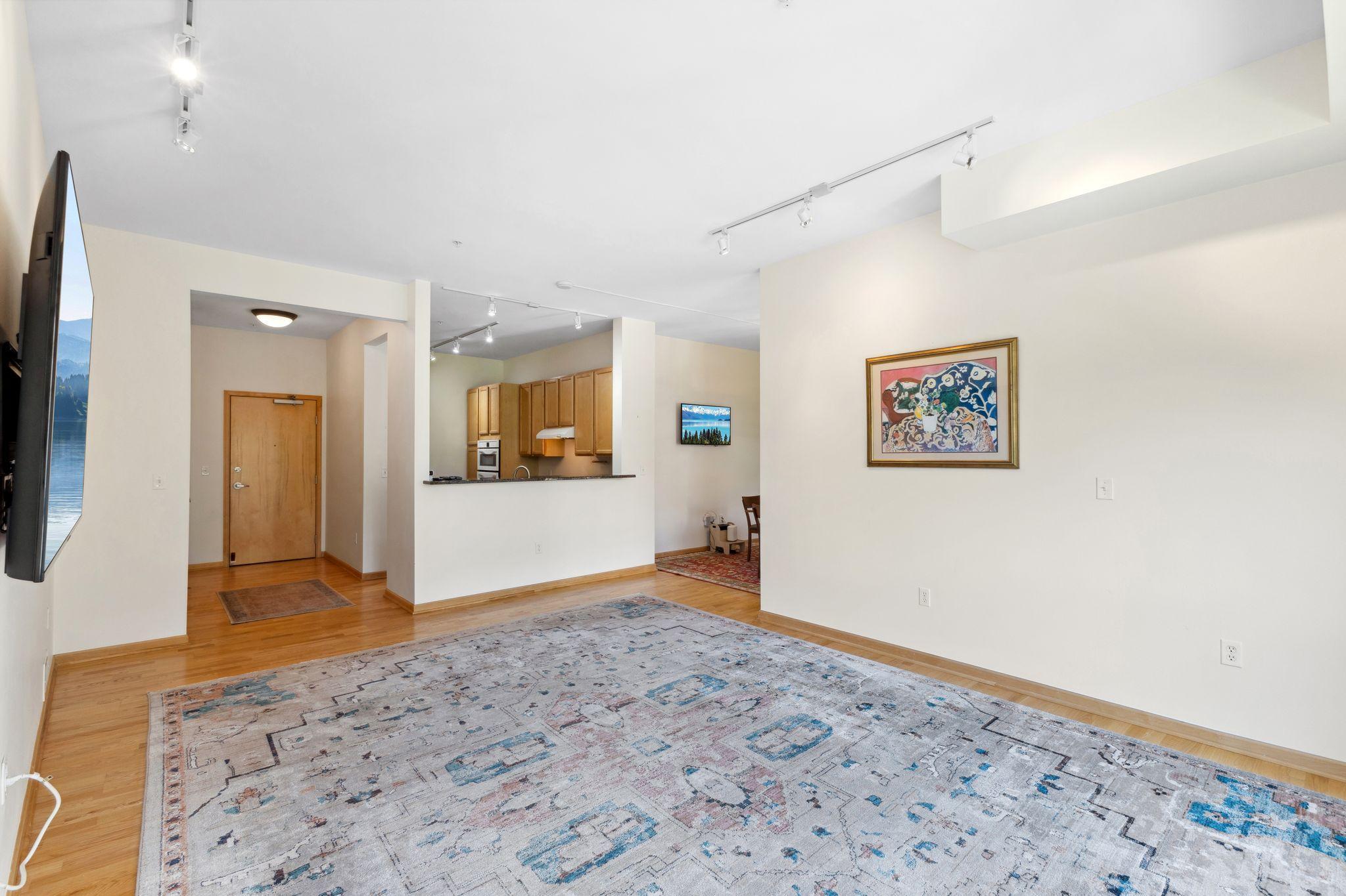3709 Grand Way 315