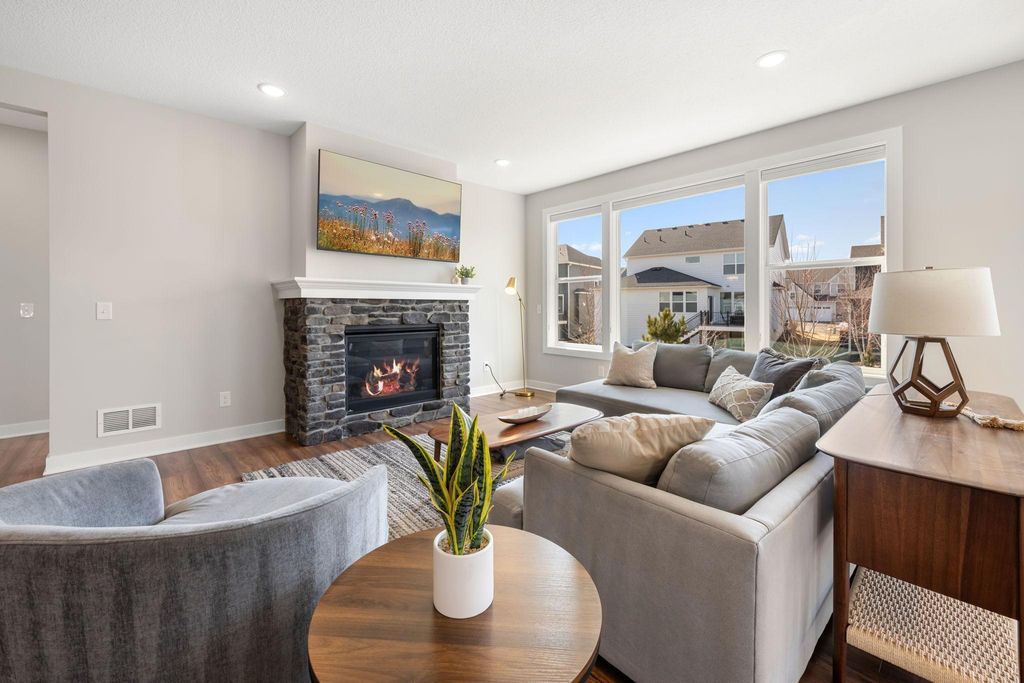 Photo of 10811 40th Street N, Lake Elmo, MN 55042 (MLS # 7027448)