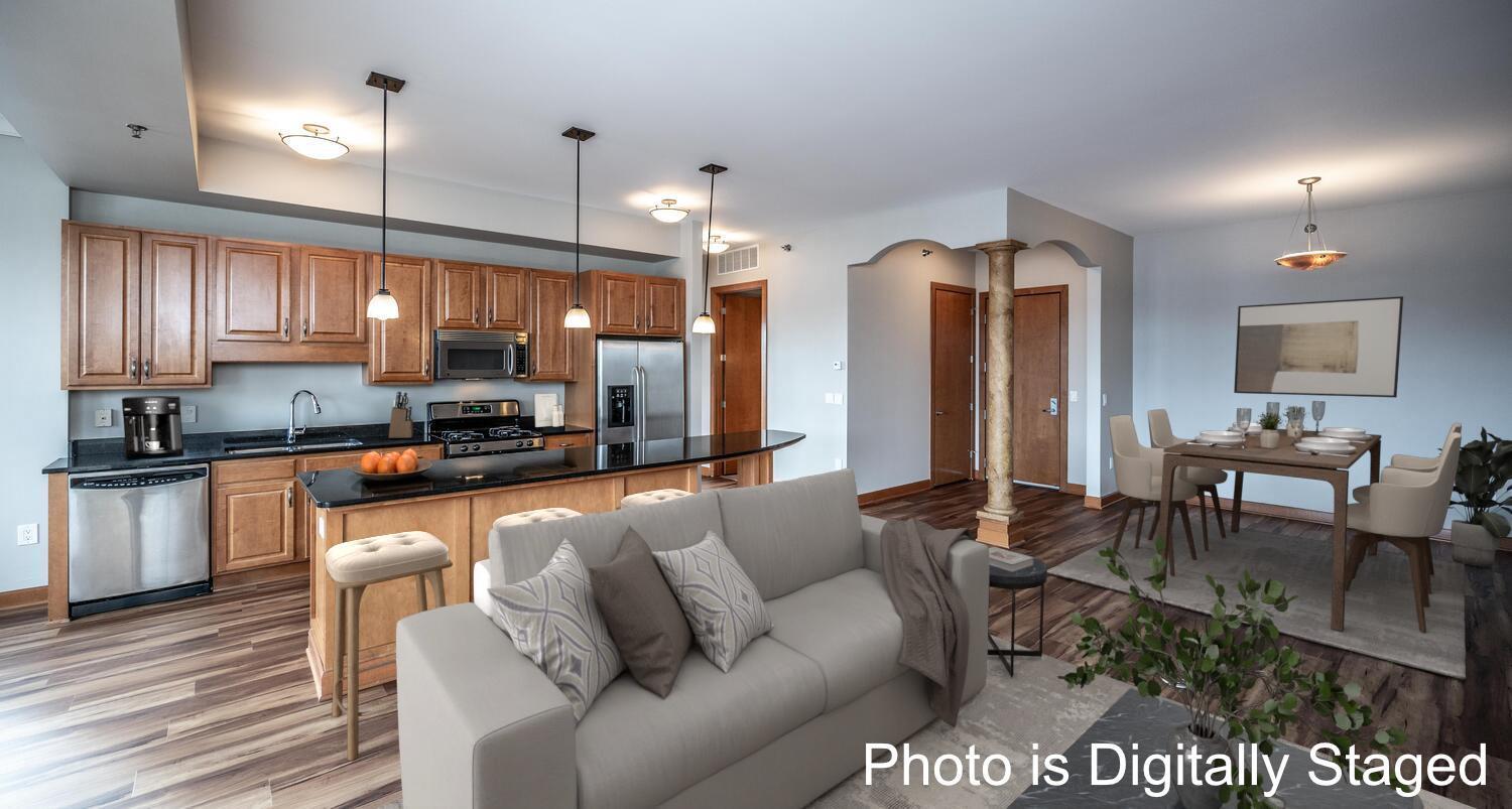 317 Groveland Avenue 713