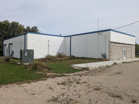 Photo of 704 18th Avenue NW, Austin, MN 55912 (MLS # 6810533)