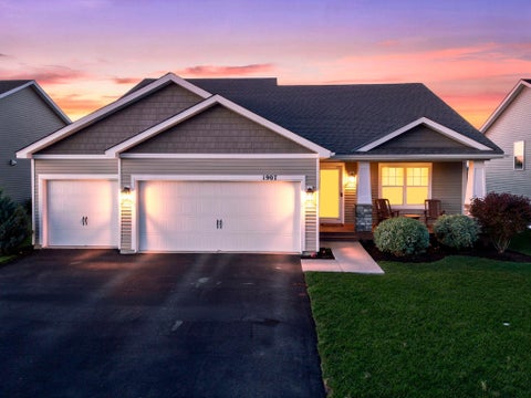 1907 Meridian Curve, Carver, MN 55315 - #: 7136619