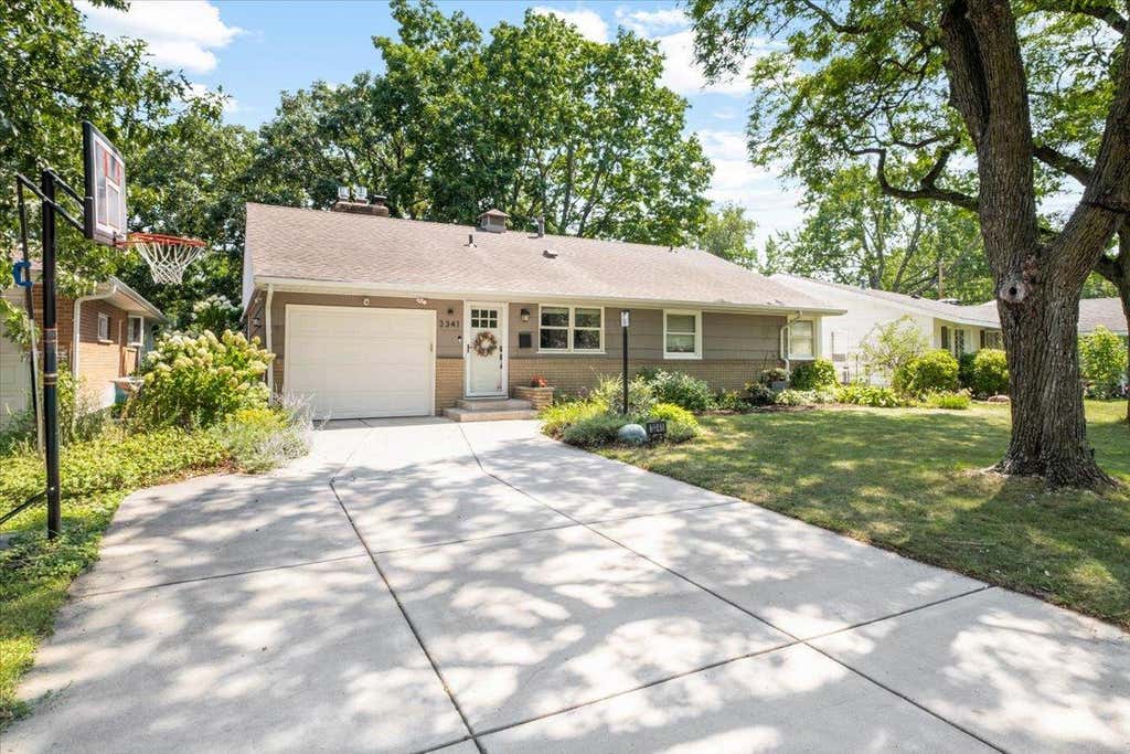 Photo of 3341 Decatur Lane, Saint Louis Park, MN 55426 (MLS # 7123024)