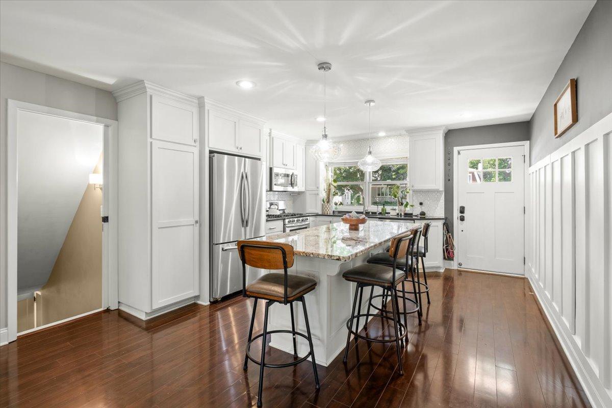 3341 Decatur Lane