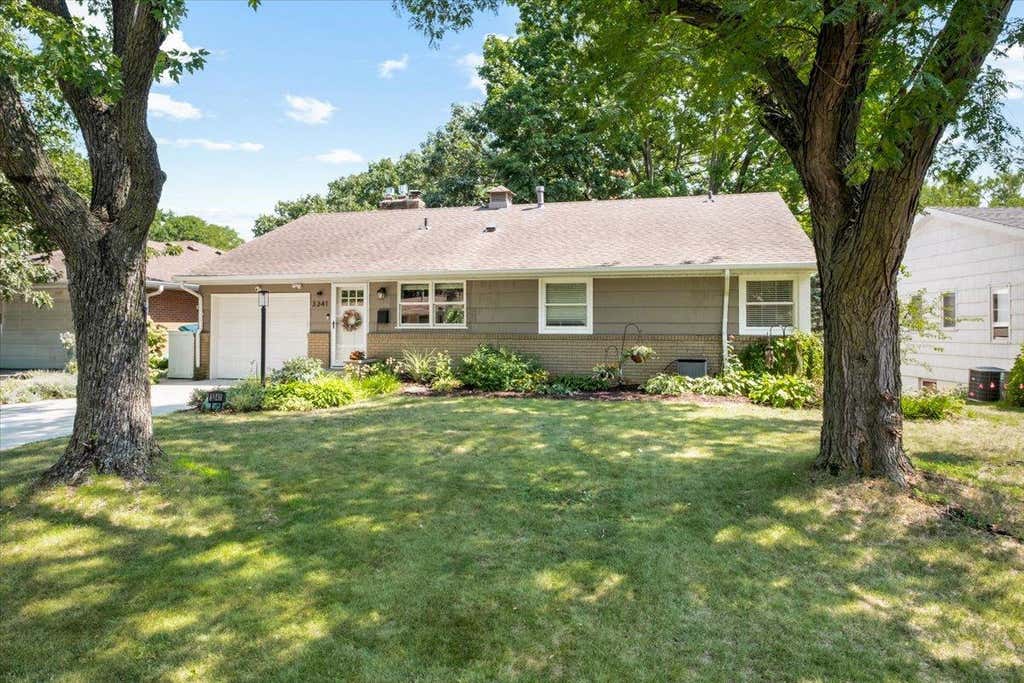 Photo of 3341 Decatur Lane, Saint Louis Park, MN 55426 (MLS # 7123024)