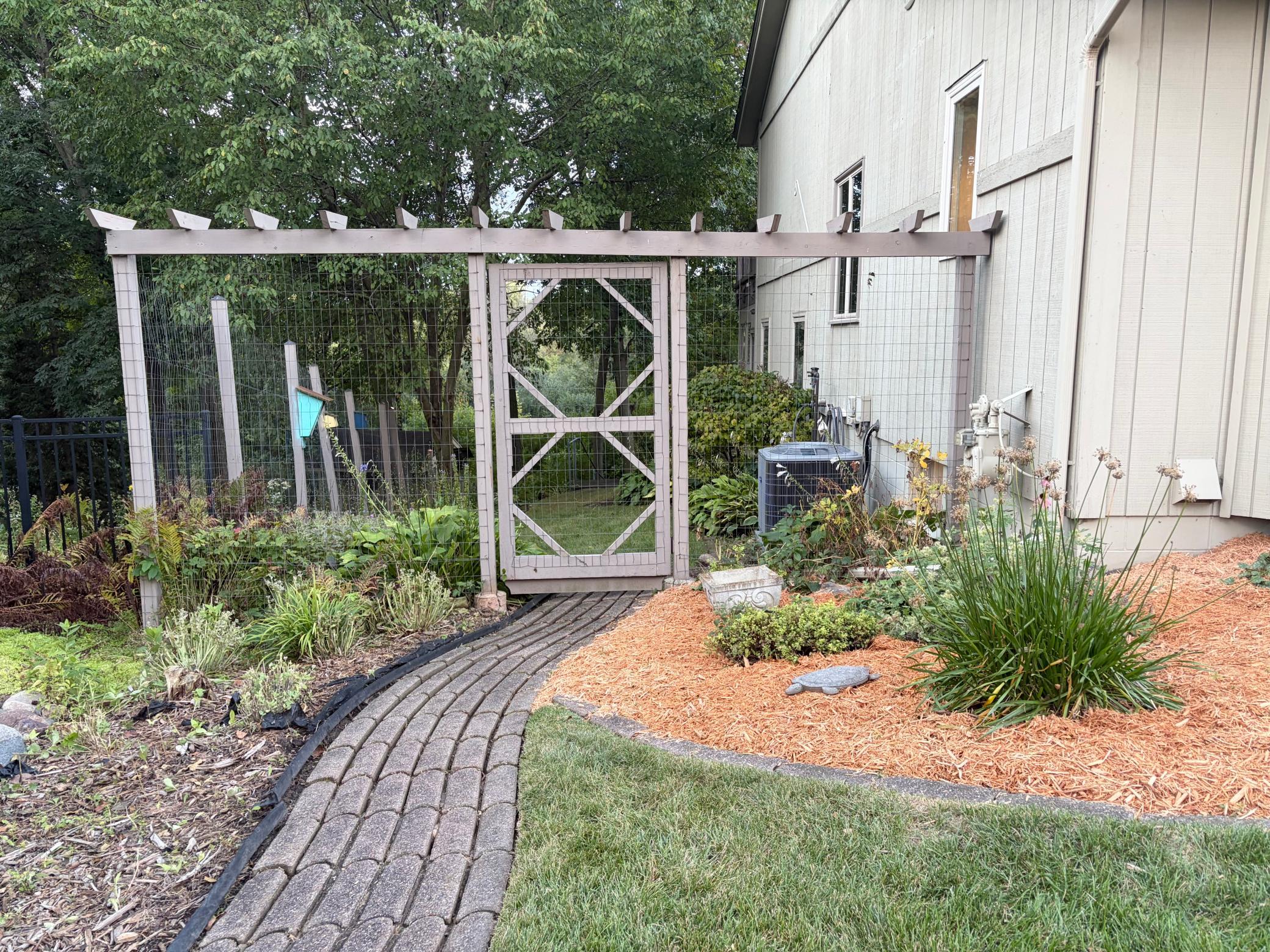 15549 Michele Lane