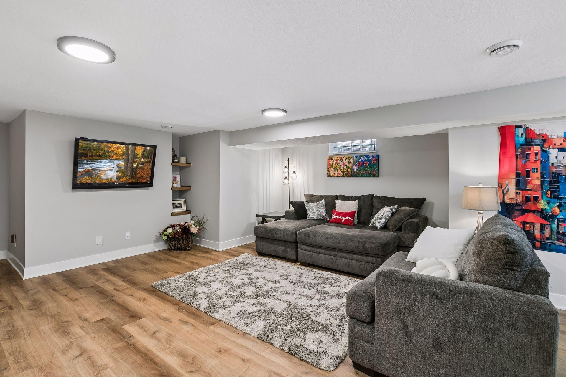 Minneapolis, Minnesota, 55419, United States, 4 Bedrooms Bedrooms, ,4 BathroomsBathrooms,Residential,Pending,2052113