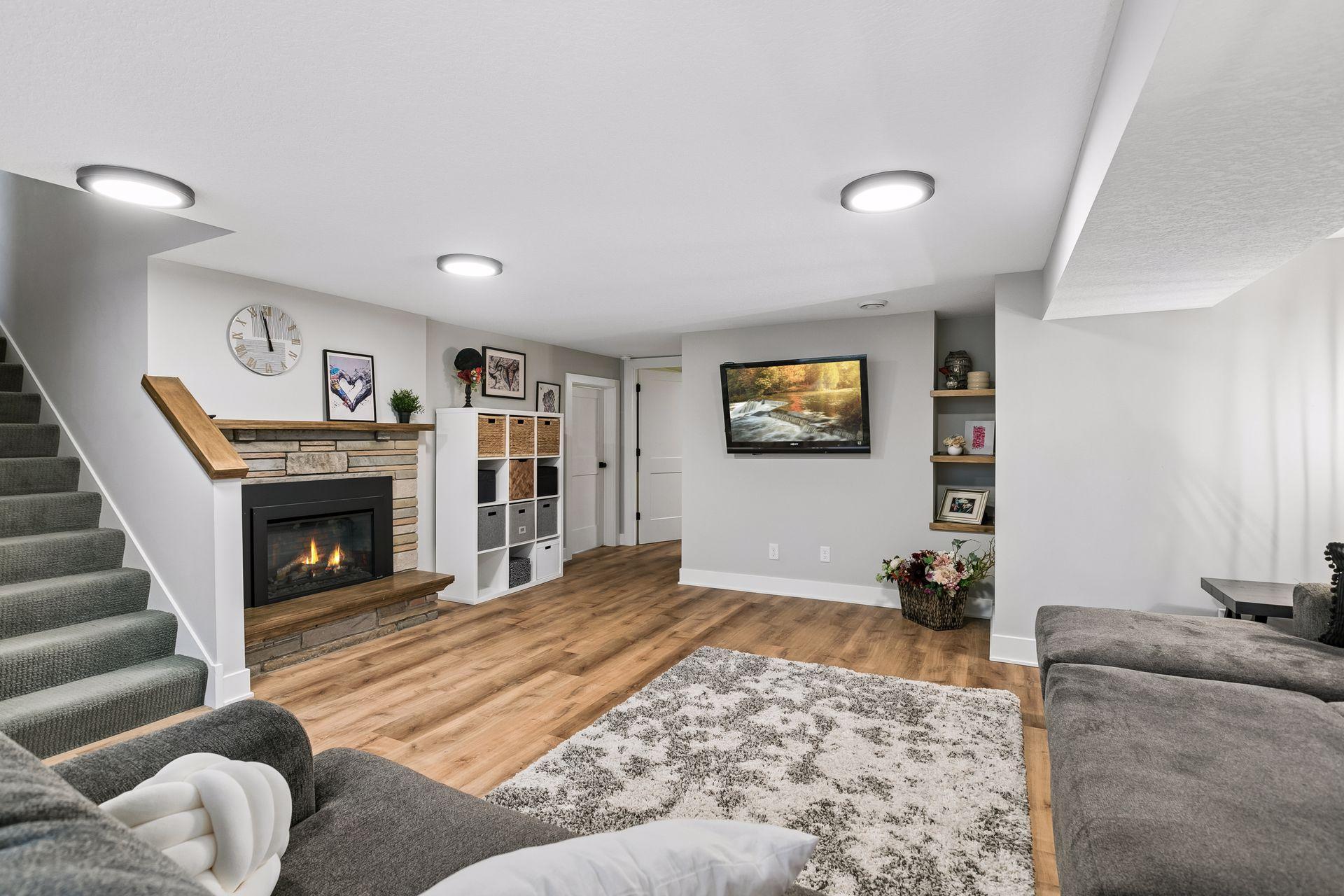 Minneapolis, Minnesota, 55419, United States, 4 Bedrooms Bedrooms, ,4 BathroomsBathrooms,Residential,Pending,2052113