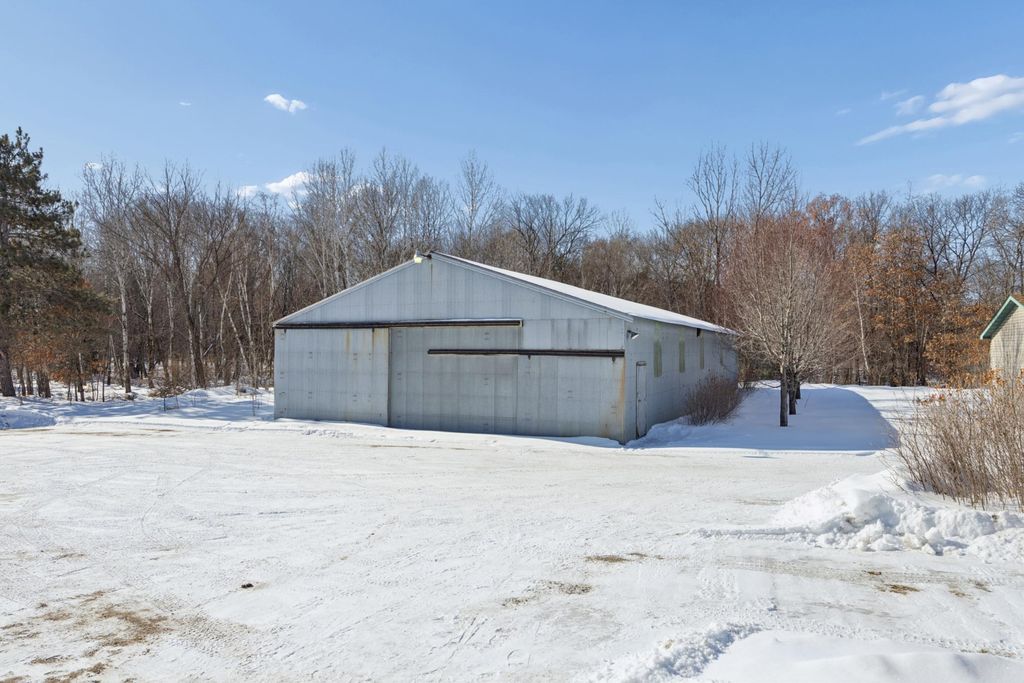 Photo of 4810 Lexington Avenue NE Ave, Andover, MN 55304 (MLS # 7016180)