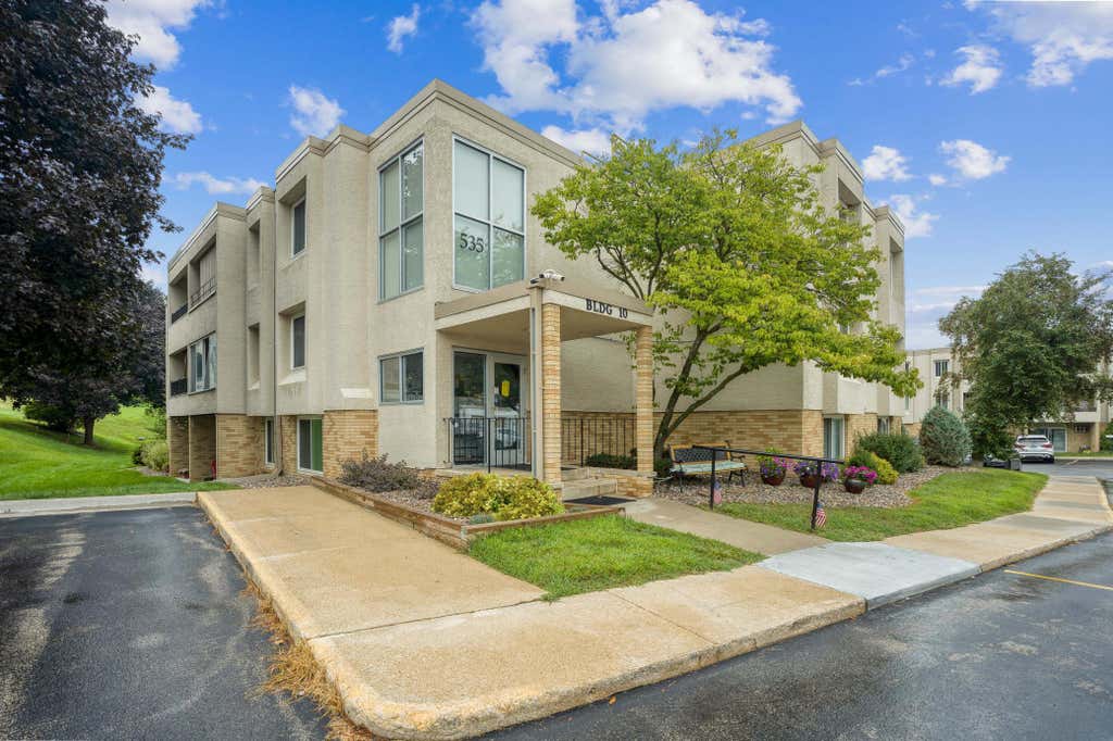 Photo of 535 19th Street NW #28, Rochester, MN 55901 (MLS # 7127484)