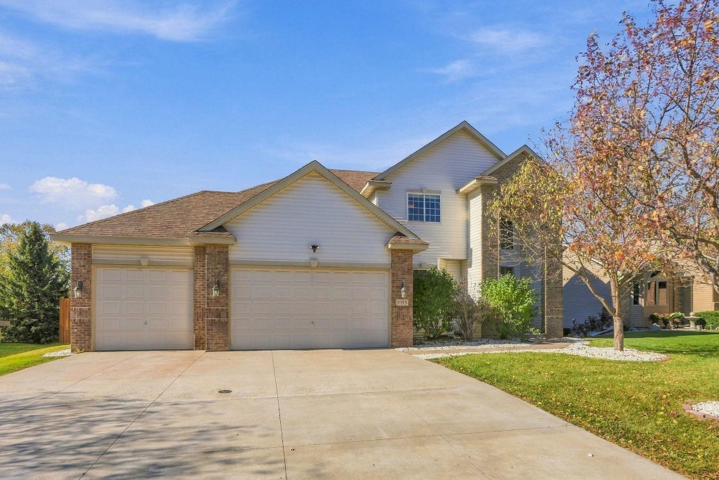 Photo of 9915 Chestnut Avenue N, Brooklyn Park, MN 55443 (MLS # 7162866)
