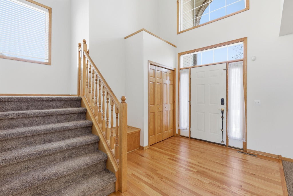 Photo of 9915 Chestnut Avenue N, Brooklyn Park, MN 55443 (MLS # 7162866)