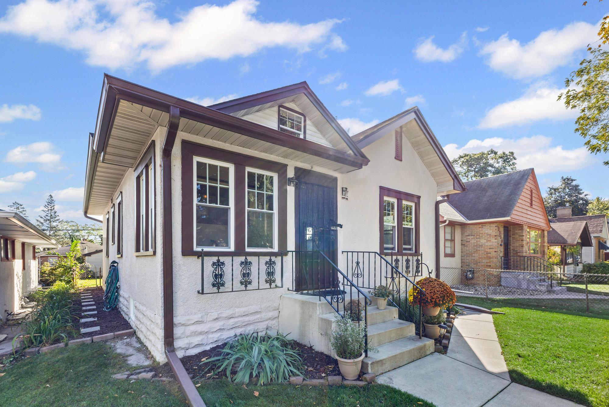 3354 Washburn Avenue N