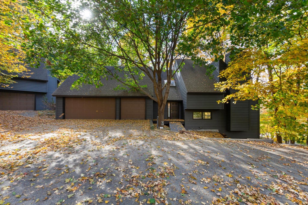 Photo of 16509 Lake Street Extension, Minnetonka, MN 55345 (MLS # 7160170)