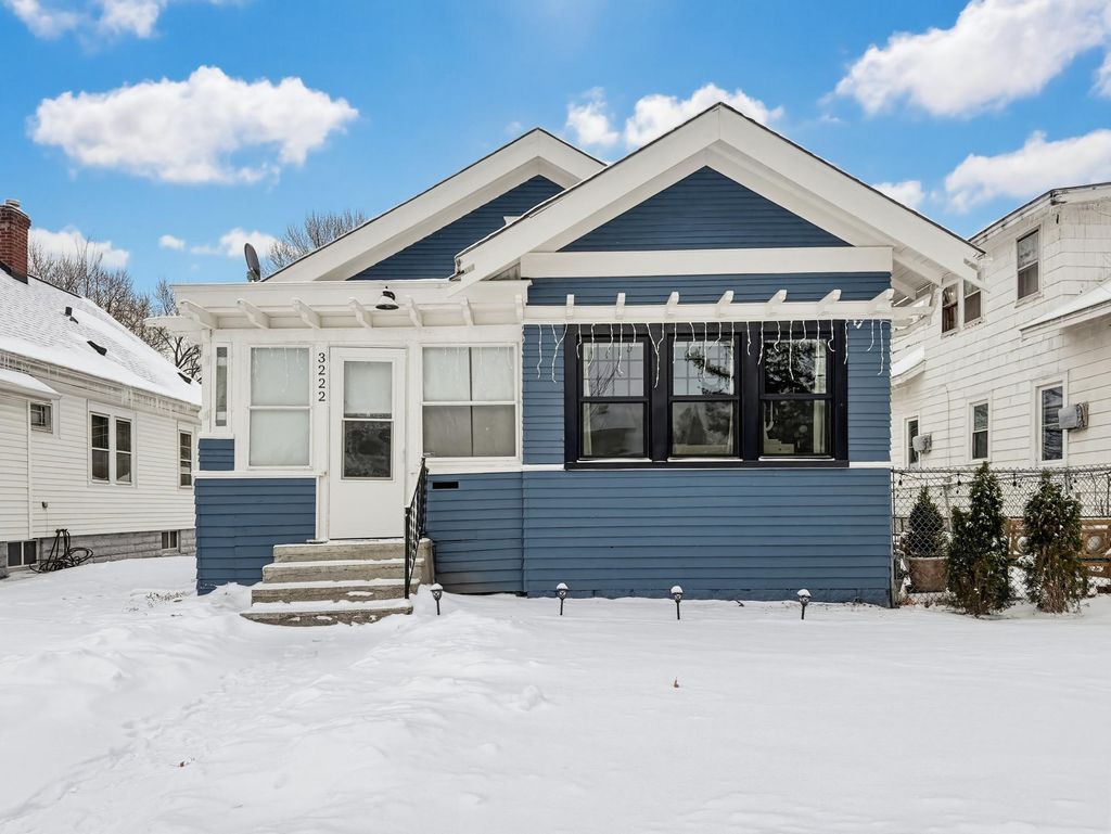 Photo of 3222 Bryant Avenue N, Minneapolis, MN 55412 (MLS # 7003928)