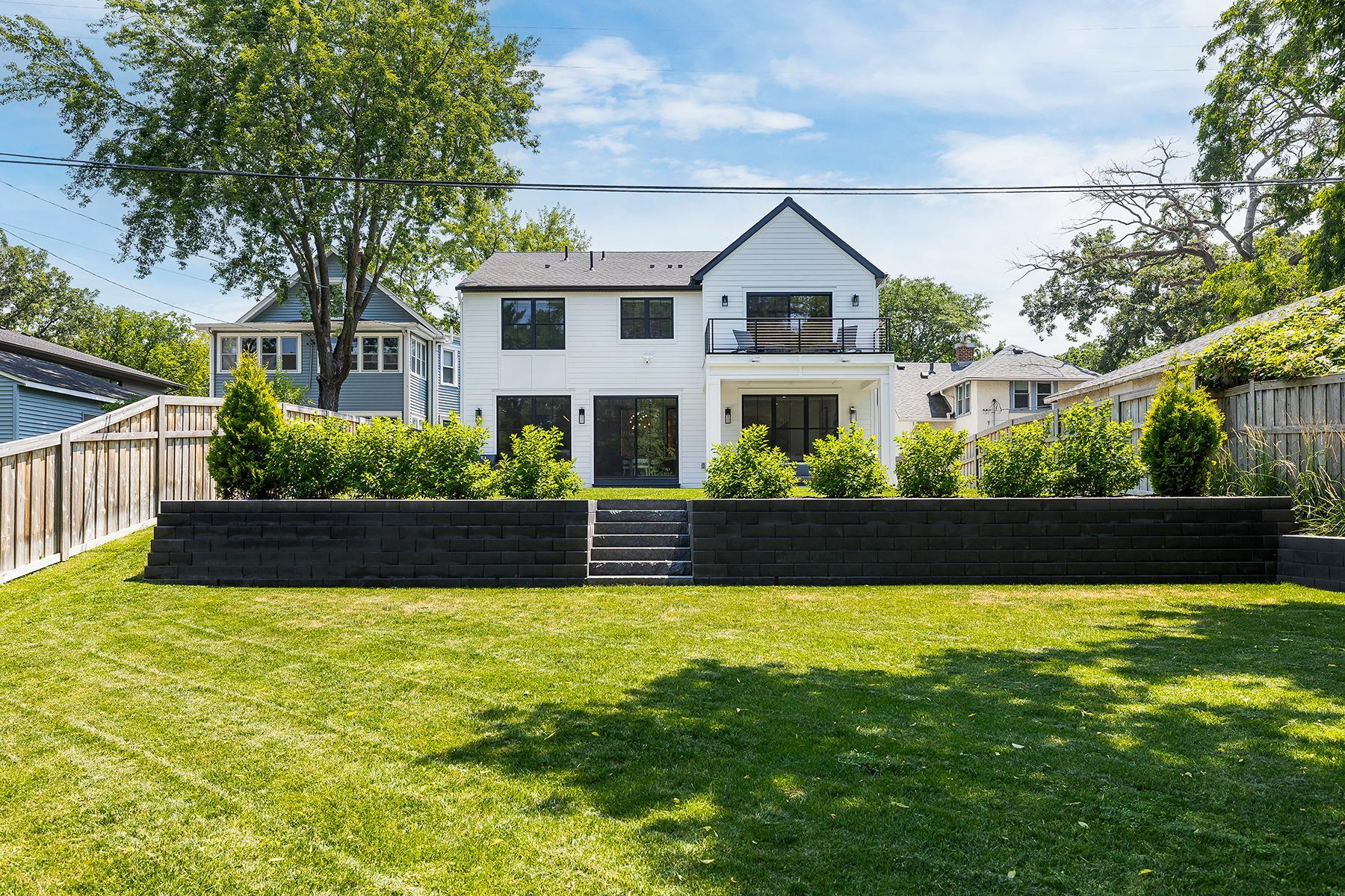 4006 Sunnyside Road