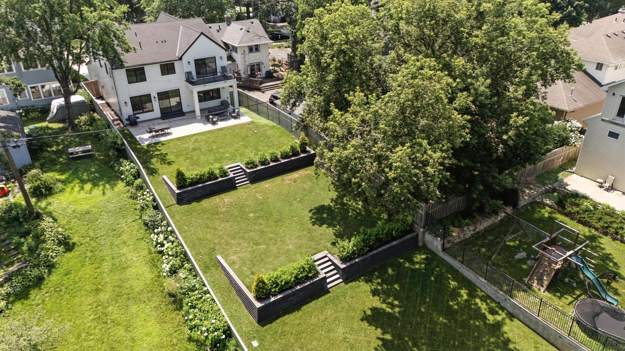 4006 Sunnyside Road