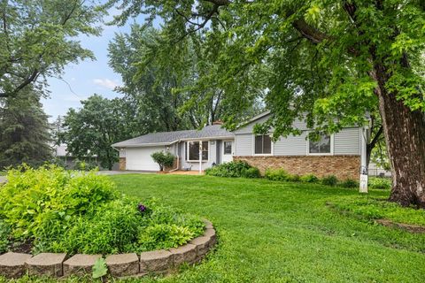 5272 W 106th Street Bloomington MN 55437