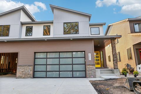 4093 Isaac Court Vadnais Heights MN 55127